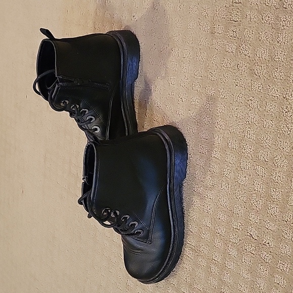 Steve Madden girls boots size 4 - Picture 4 of 5